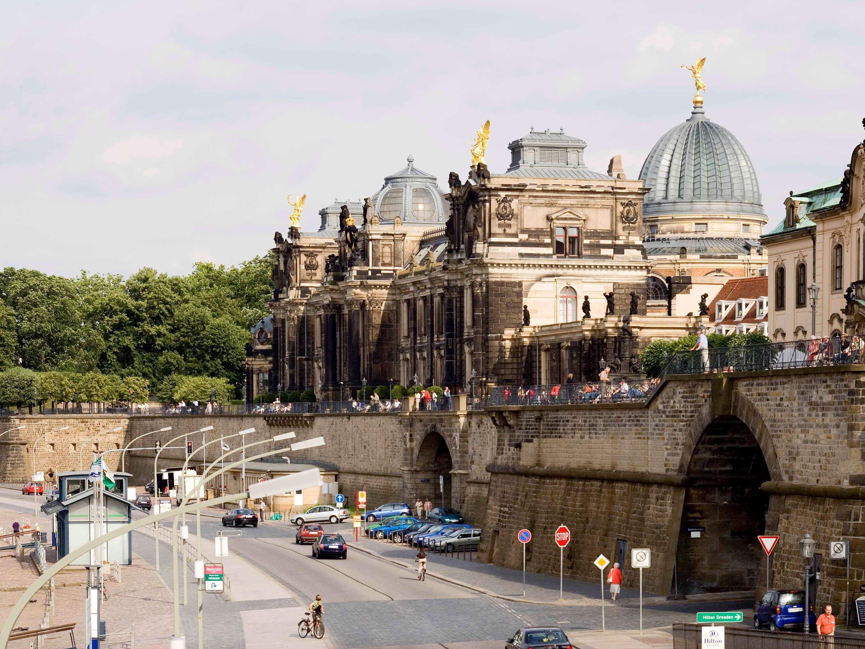 Ibis Styles Dresden Neustadt Екстер'єр фото